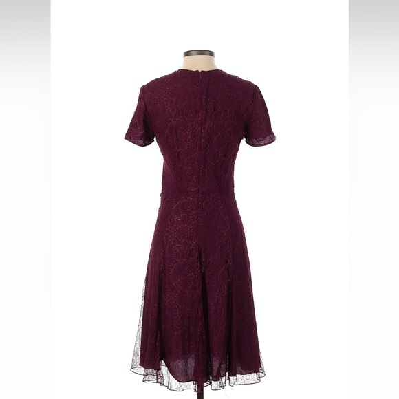 Burberry dress size small. Lace, beautiful burgundy color. - Picture 2 of 5